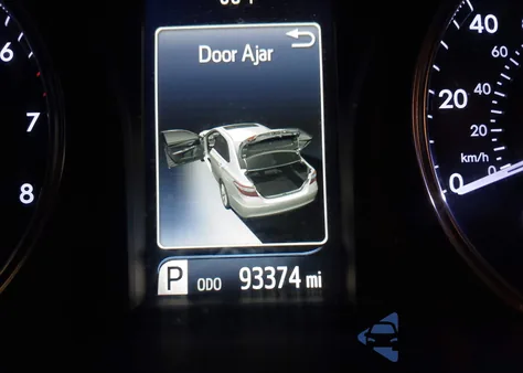 2016 Toyota Camry Xle z USA, uszkodzony, nr VIN 4T1BF1FK2GU585135